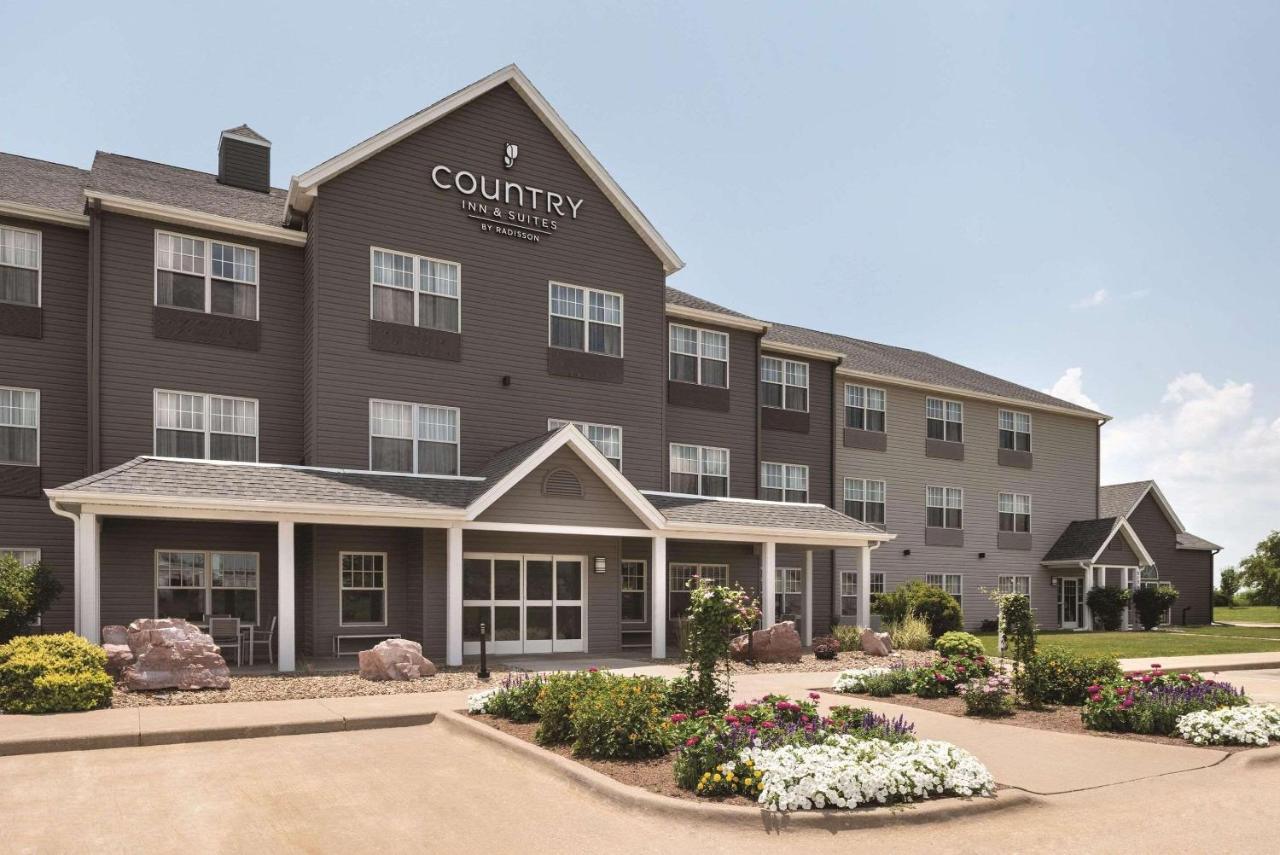 Country Inn & Suites By Radisson, Pella, Ia Exterior photo